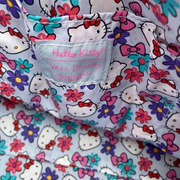 🎀NWT Vera Bradley x Hello Kitty🎀 Limited Edition Small Vera Tote
